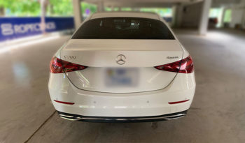 
									Mercedes-Benz C300 full								