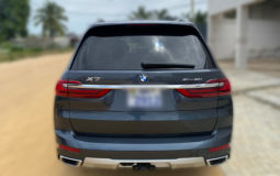 BMW X7 40i Drive