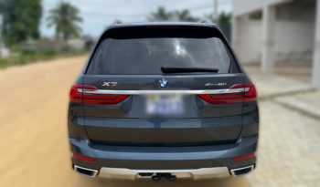 
									BMW X7 40i Drive full								