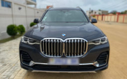 BMW X7 40i Drive